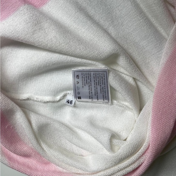 Chanel Circa 2000 White & Pink Knit Top - Picture 7 of 8